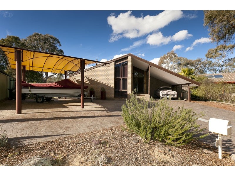 12 McQuade Close, Charnwood ACT 2615