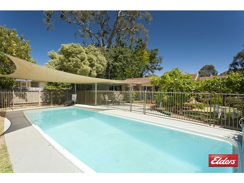 4 Kilby Crescent, Weetangera ACT 2614