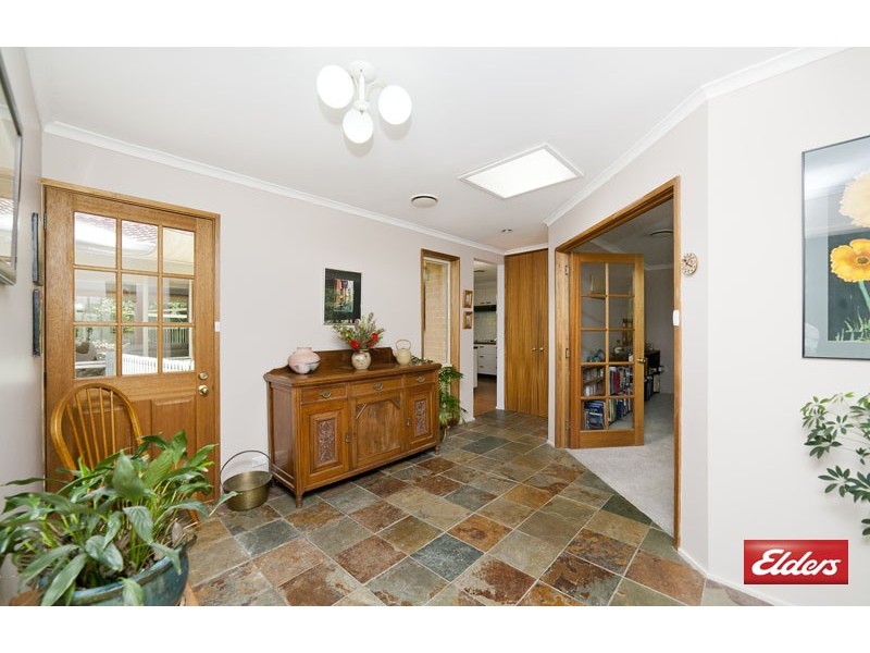 4 Kilby Crescent, Weetangera ACT 2614