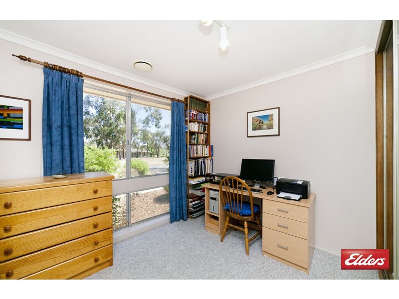 4 Kilby Crescent, Weetangera ACT 2614