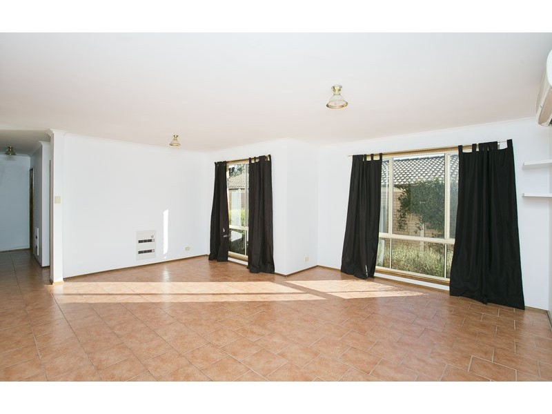 5 Randall Close, Dunlop ACT 2615