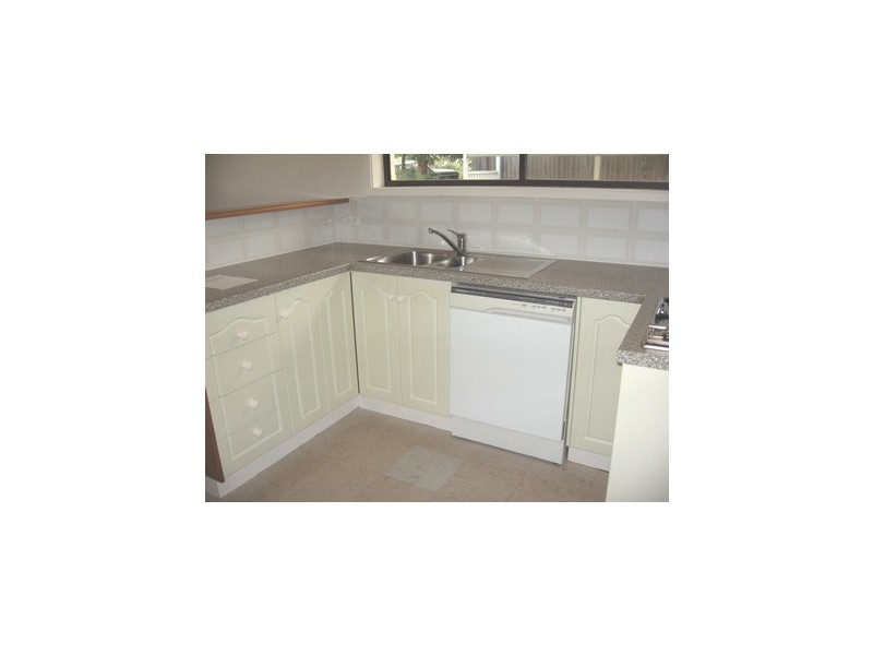 33 Erskine st, Macquarie ACT 2614