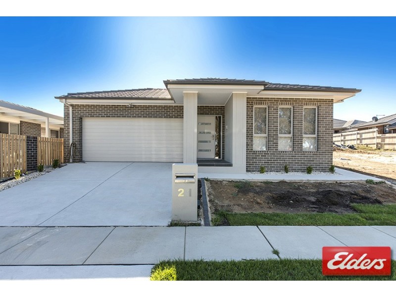21 Annie Douglas Street, Casey ACT 2913