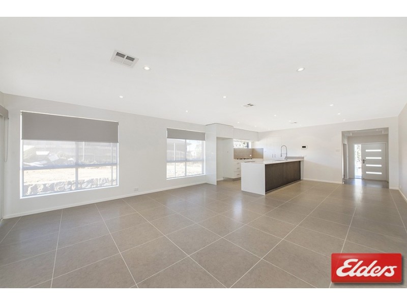 21 Annie Douglas Street, Casey ACT 2913