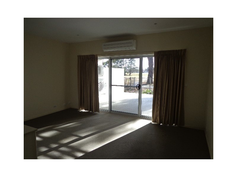 33/15 Fox Place, Lyneham ACT 2602