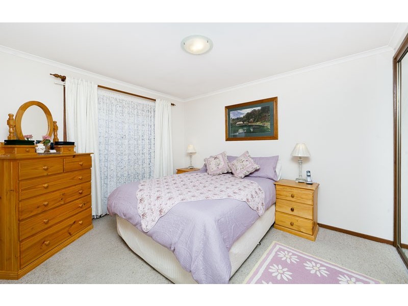 16 Kilburn Close, Dunlop ACT 2615