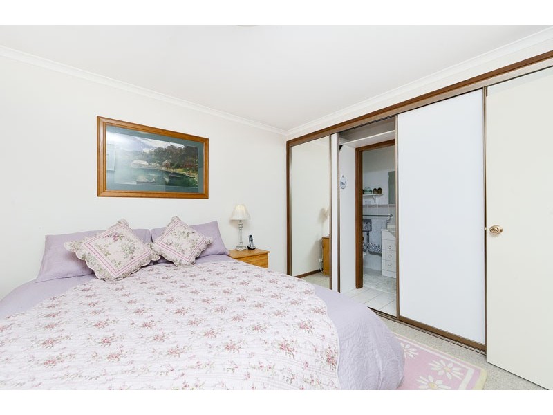 16 Kilburn Close, Dunlop ACT 2615
