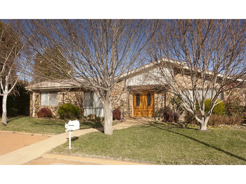 81 Chevalley Loop, Gordon ACT 2906