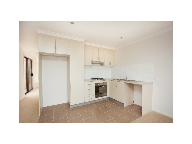 8/204 Macfarlane Burnet Avenue, Macgregor ACT 2615