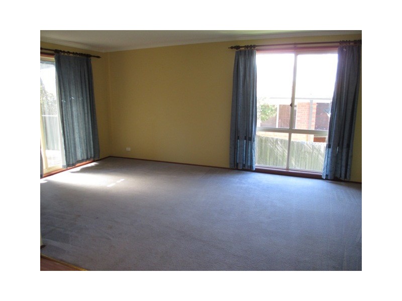 11 Deumonga Court, Ngunnawal ACT 2913