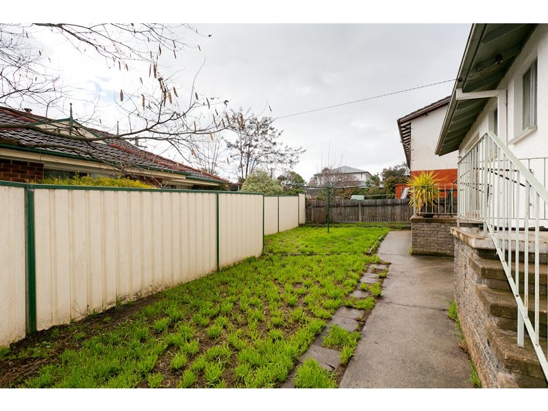 8 Belconnen Way, Page ACT 2614