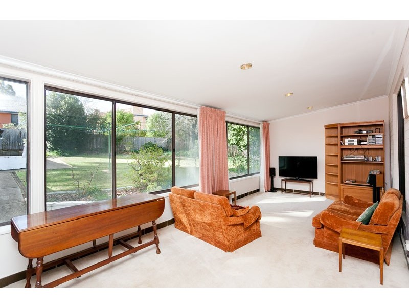 70 Groom Place, Hughes ACT 2605