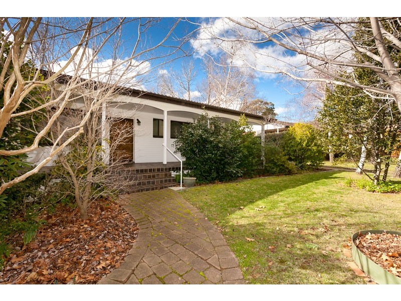 70 Groom Place, Hughes ACT 2605