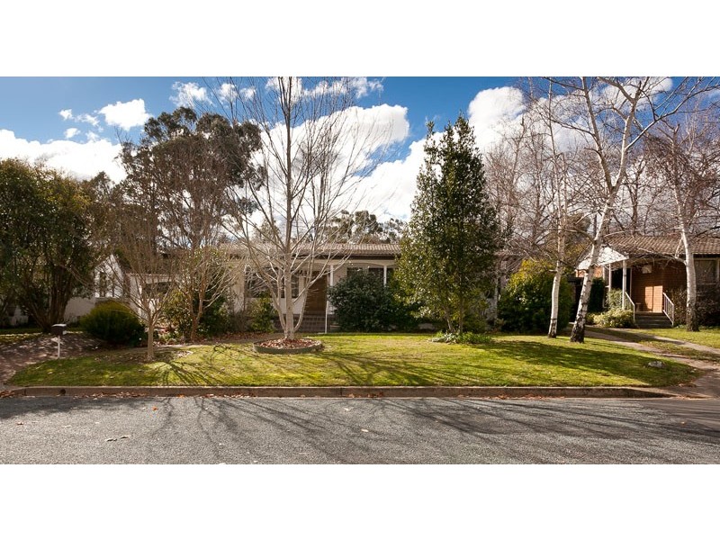 70 Groom Place, Hughes ACT 2605