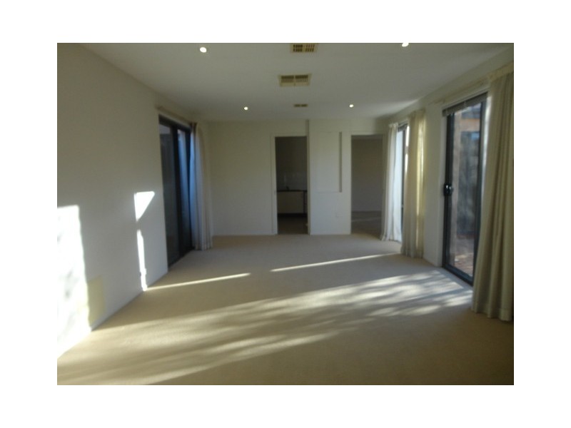 6/16 Morell CLose, Belconnen ACT 2617