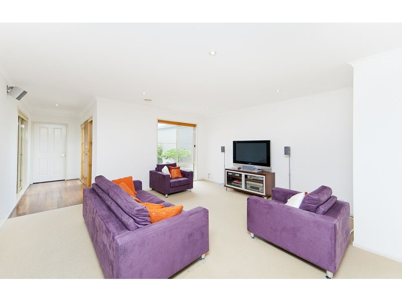 11/1 MacNaughton Street, Holt ACT 2615