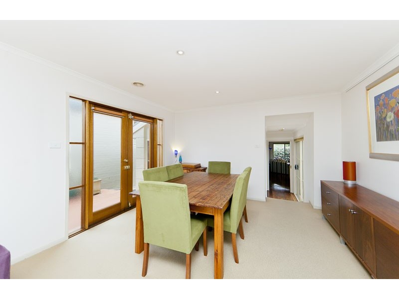 11/1 MacNaughton Street, Holt ACT 2615