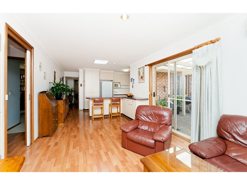 2/20 Bennetts Close, Mckellar ACT 2617