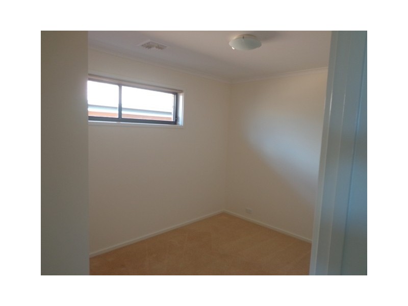 82 Moonlight Avenue, Harrison ACT 2914