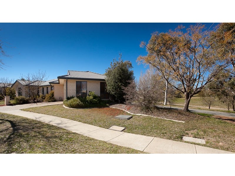 54 Benaroon Circuit, Amaroo ACT 2914