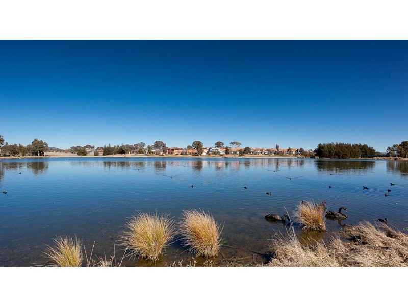 54 Benaroon Circuit, Amaroo ACT 2914
