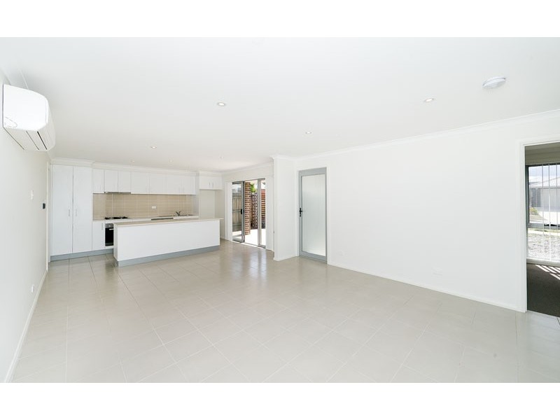 22 Ronald Walker Street, Casey ACT 2913