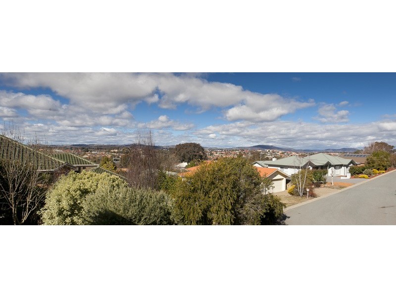 14 Deumonga Court, Ngunnawal ACT 2913