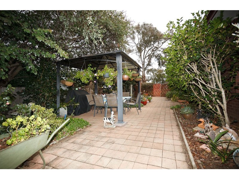10 Pohlman Street, Latham ACT 2615