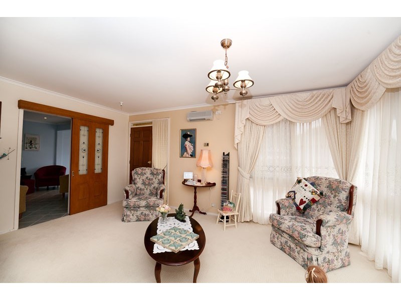10 Pohlman Street, Latham ACT 2615