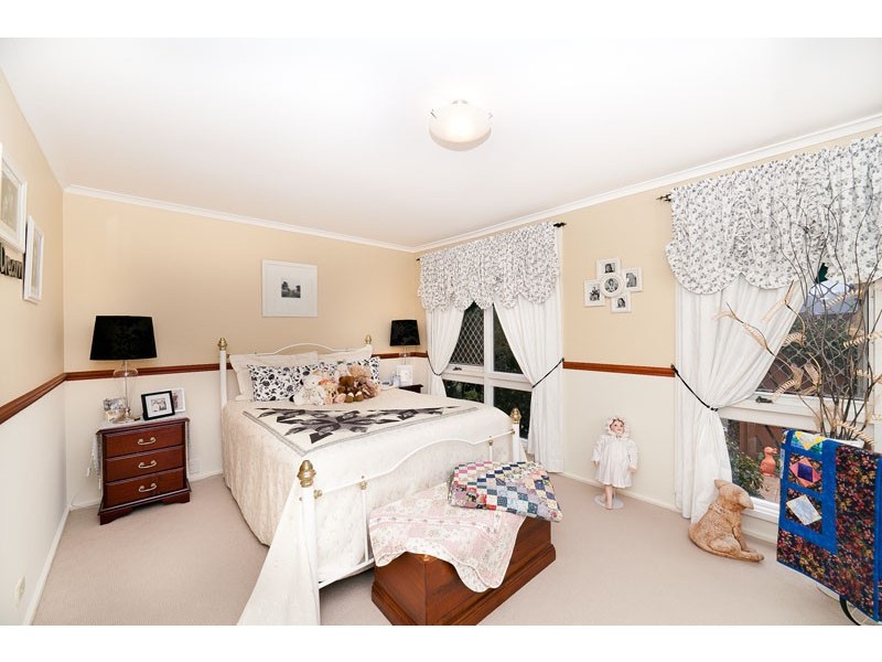 10 Pohlman Street, Latham ACT 2615