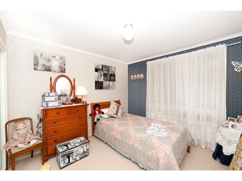10 Pohlman Street, Latham ACT 2615