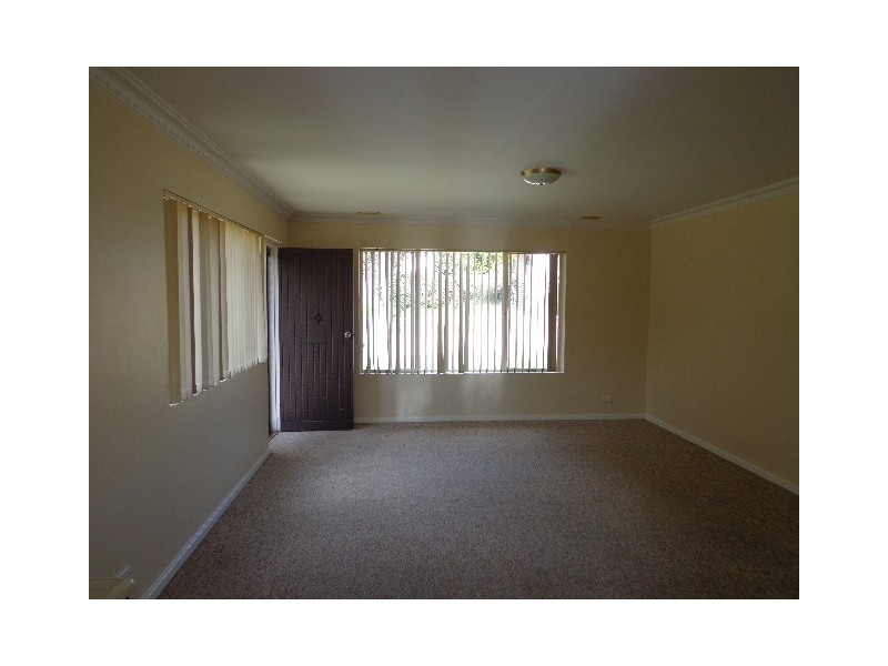 21A Mackellar Crescent, Cook ACT 2614