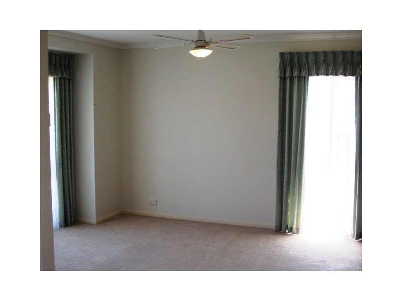 59 Hugh McKay Crescent, Dunlop ACT 2615