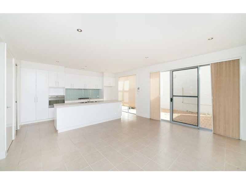 17/11 Joy Cummings Place, Belconnen ACT 2617