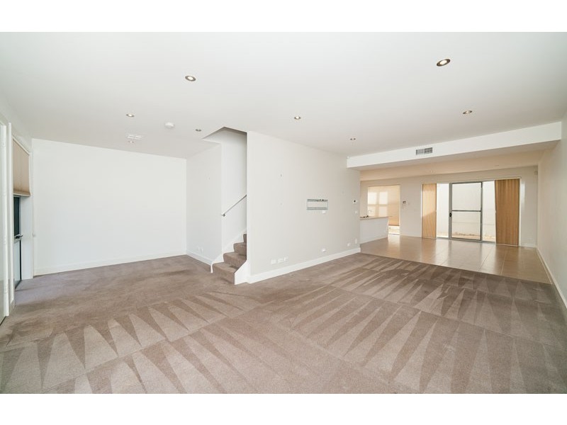 17/11 Joy Cummings Place, Belconnen ACT 2617