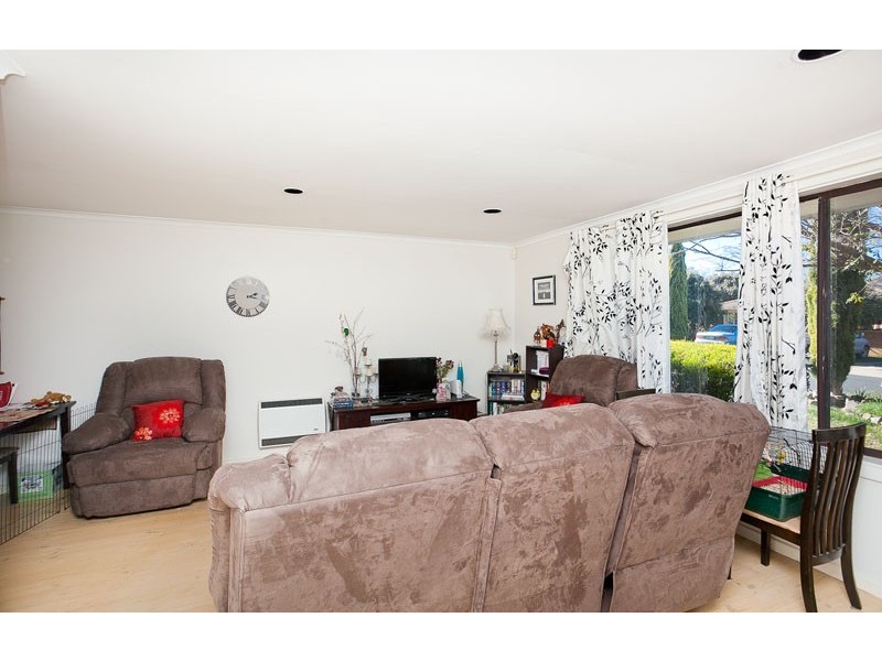 8 McCarthy Place, Charnwood ACT 2615