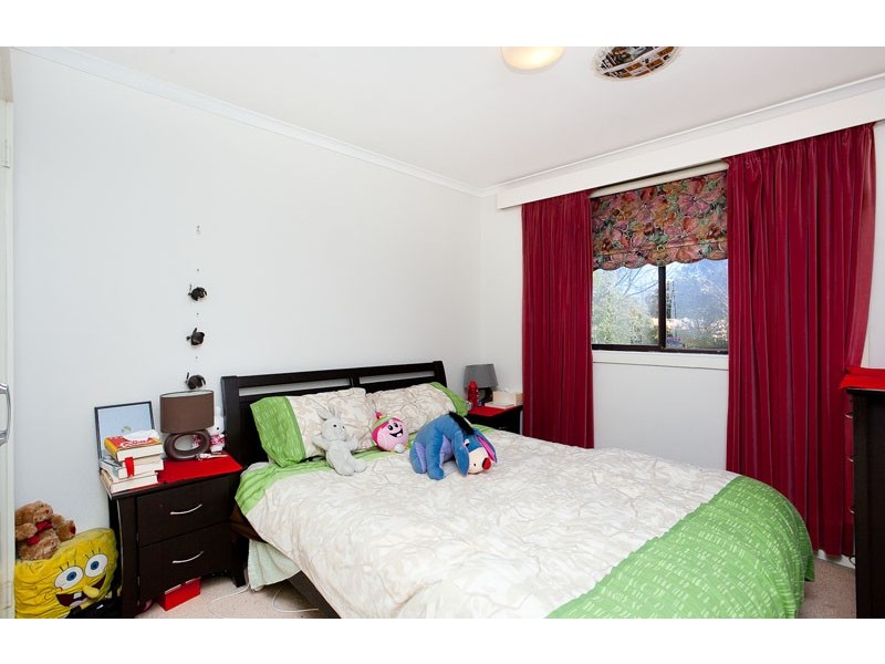 8 McCarthy Place, Charnwood ACT 2615
