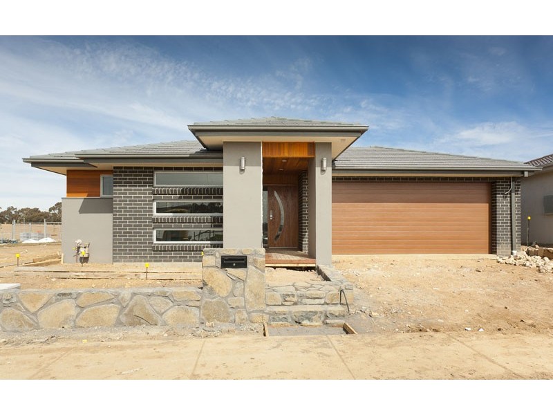 25 Nuleri Street, Crace ACT 2911