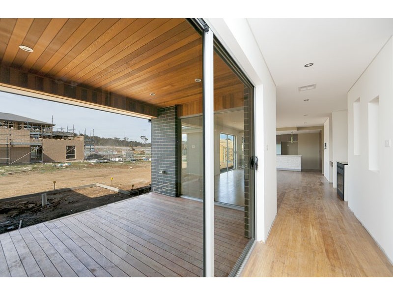 25 Nuleri Street, Crace ACT 2911