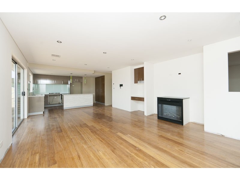 25 Nuleri Street, Crace ACT 2911