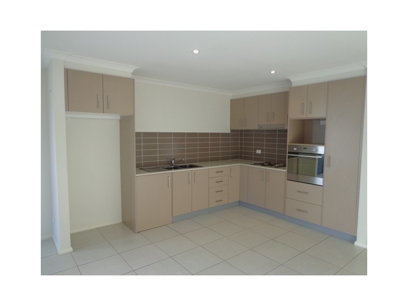 2/115 Gwen Meredith Loop, Franklin ACT 2913