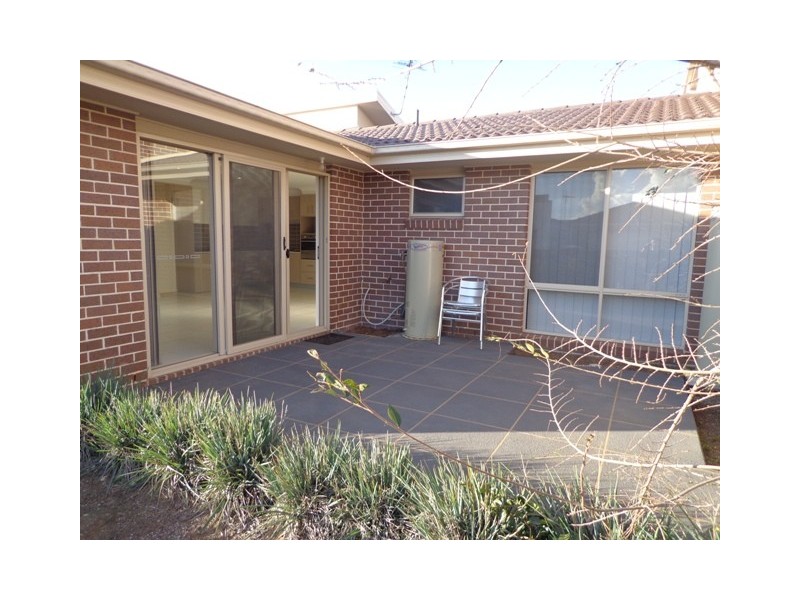 2/115 Gwen Meredith Loop, Franklin ACT 2913