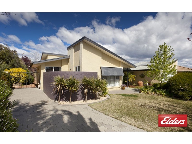 4 Ellen Place, Palmerston ACT 2913