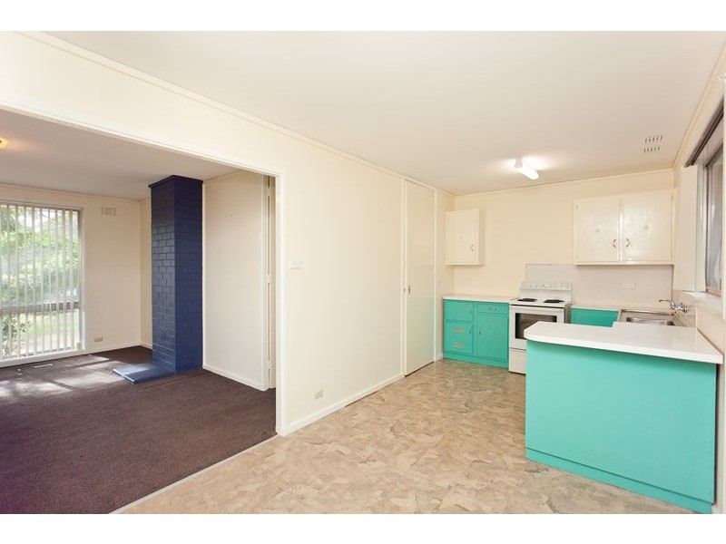 6 Molloy Crescent, Cook ACT 2614