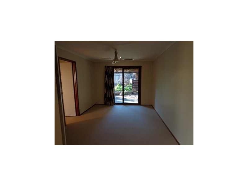 3 Macvitie place, Macquarie ACT 2614