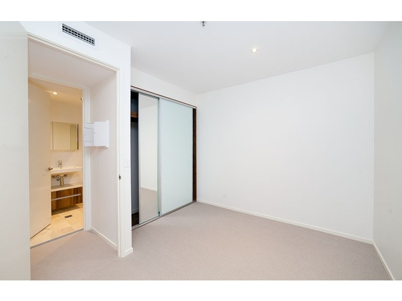 1016/240 Bunda Street, City ACT 2601