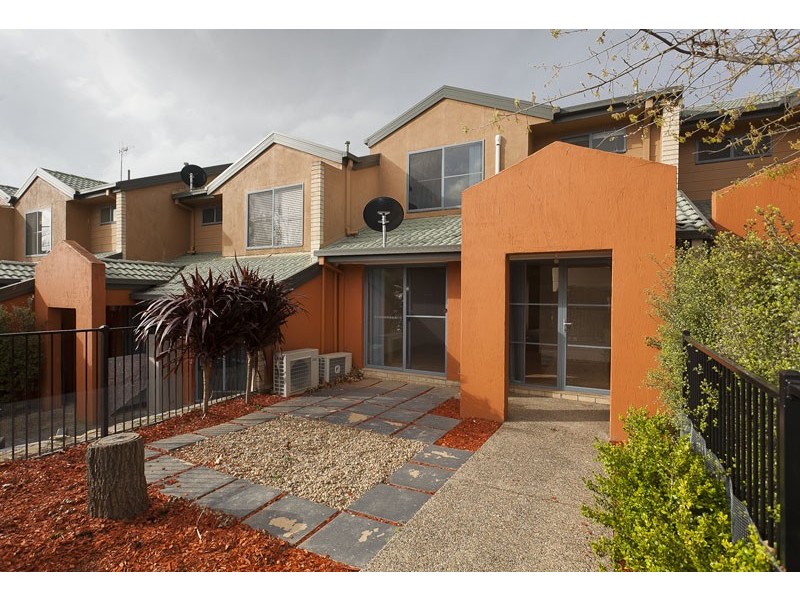 14/15 Wanliss Street, Latham ACT 2615