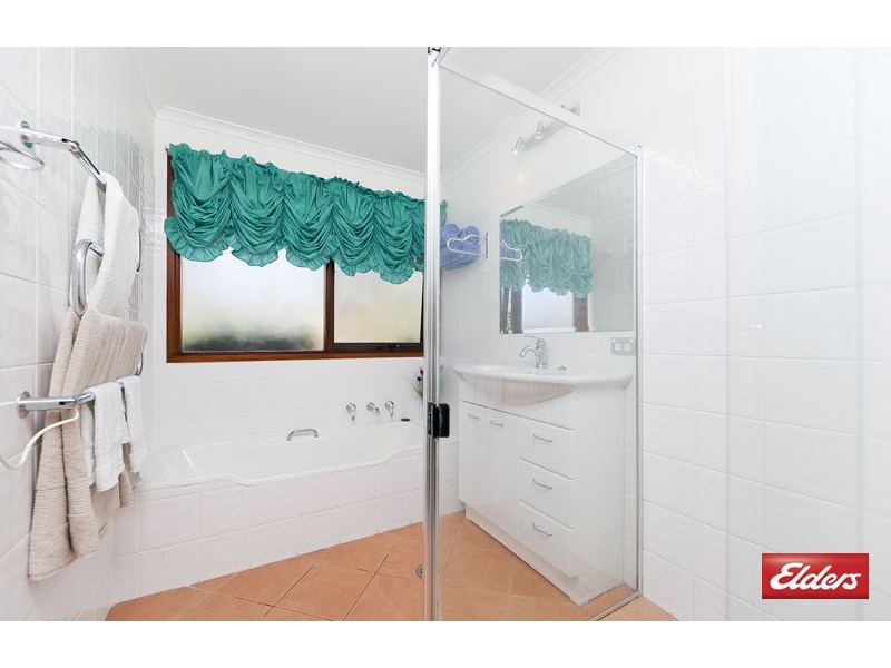 6 Smith Street, Weetangera ACT 2614