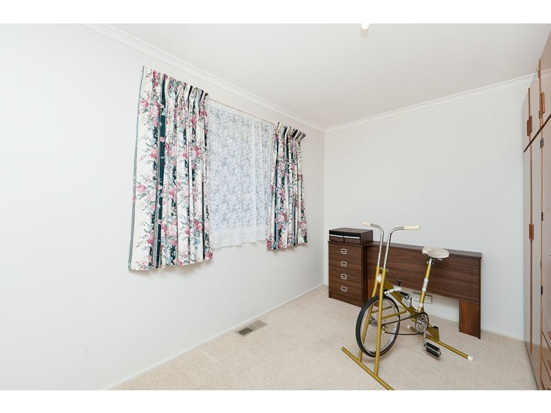 15 Mirning Crescent, Aranda ACT 2614
