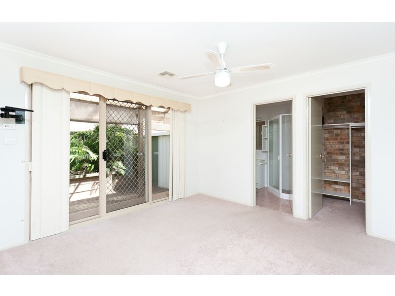 18 Watchorn Close, Holt ACT 2615